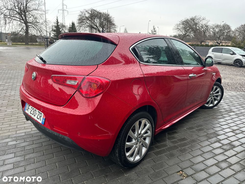 Alfa Romeo Giulietta 1.6 JTDM 16V - 6