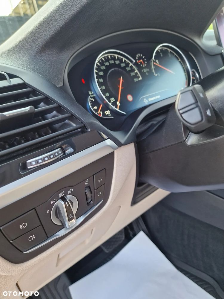 BMW X3 xDrive20d Business Edition - 17