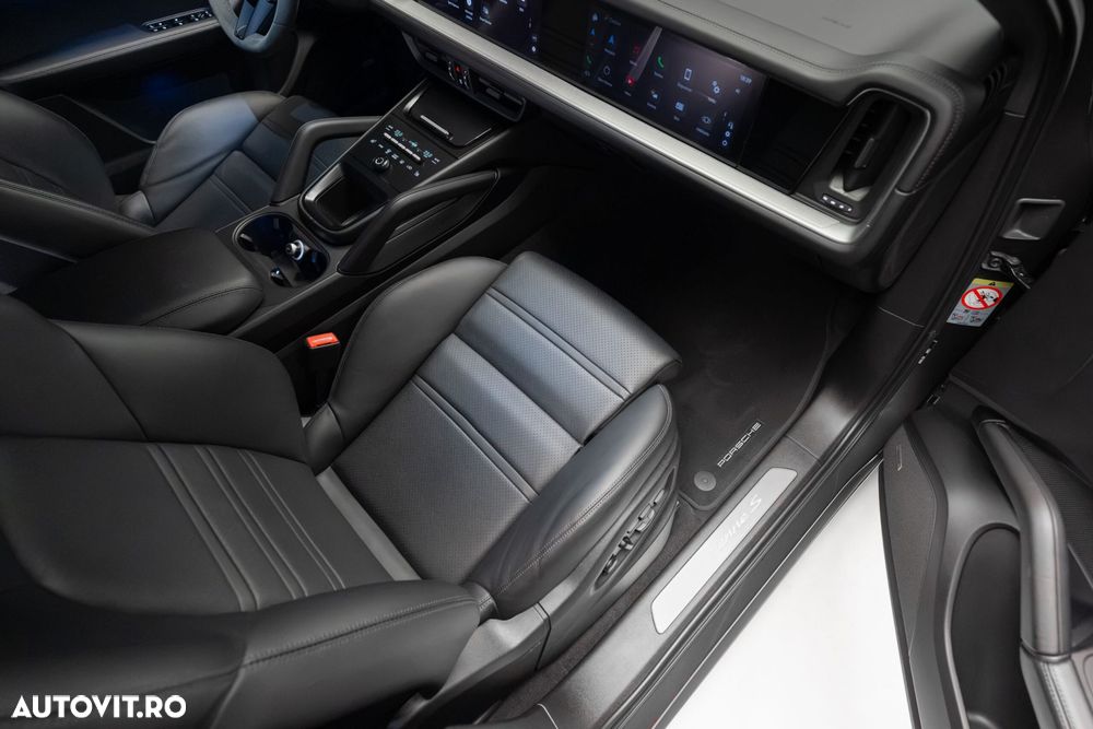 Porsche Cayenne Coupe S E-Hybrid Tiptronic S - 37