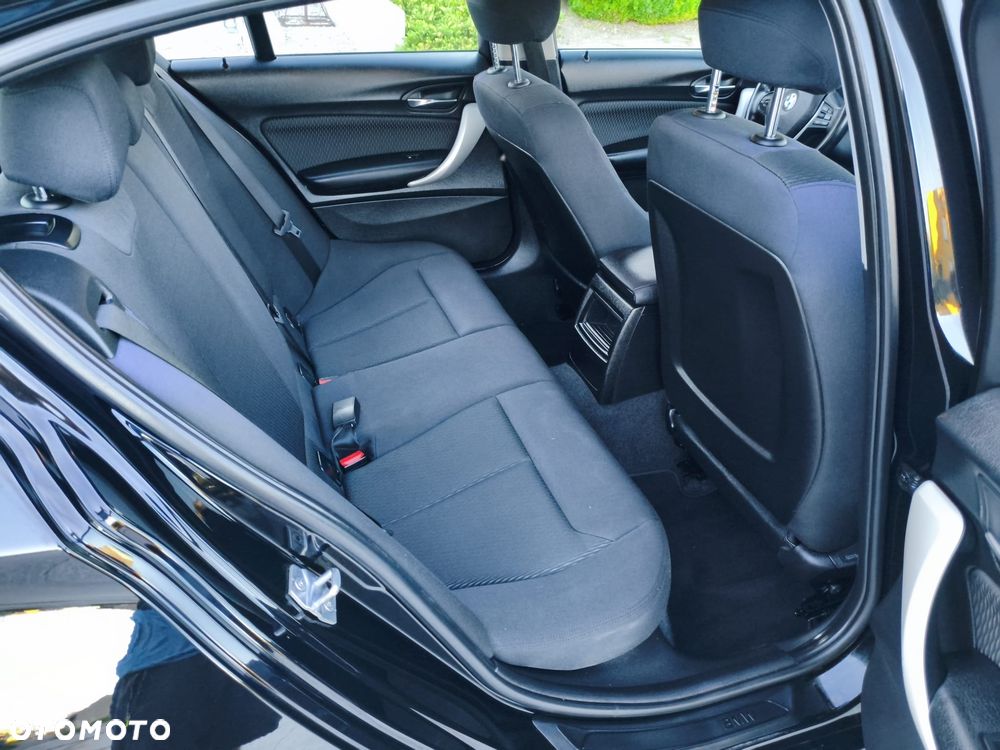 BMW Seria 1 116i Sport Line - 28