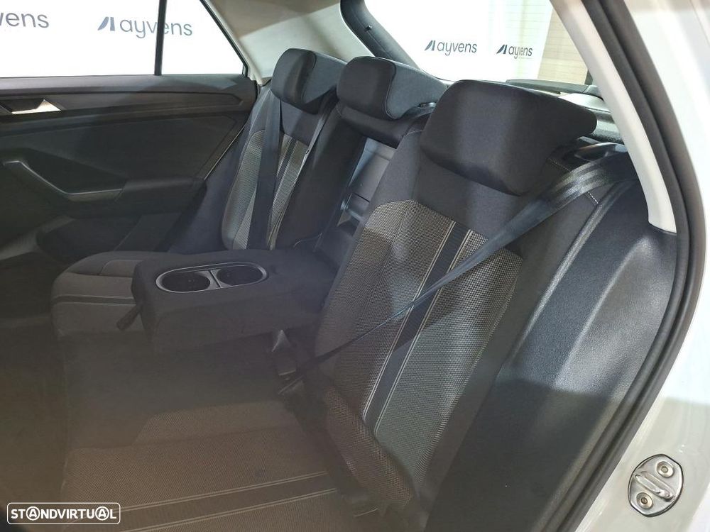 VW T-Roc 1.5 TSI Style DSG - 9