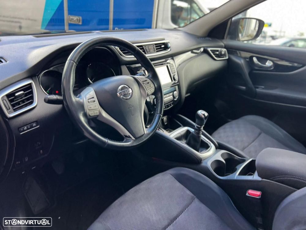 Nissan Qashqai 1.5 dCi Acenta Connect - 6
