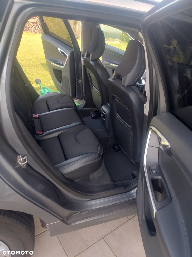 Volvo XC 60 D3 Drive-E Kinetic - 19