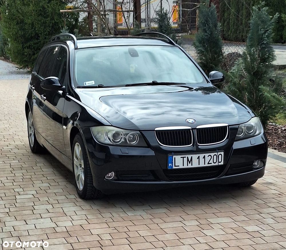 BMW Seria 3 318d - 1