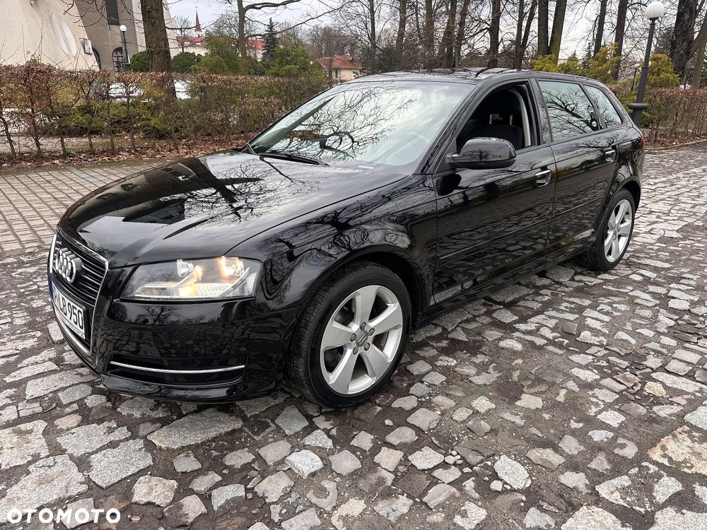 Audi A3 Sportback 2.0 TDI DPF quattro Ambiente - 1