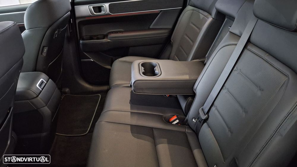 Hyundai Santa Fe 1.6 T-GDI PHEV Vanguard - 9