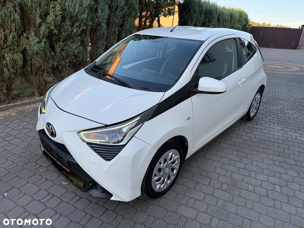 Toyota Aygo x-play - 19