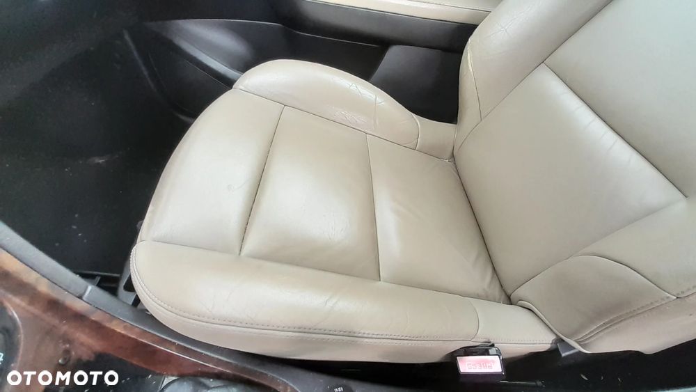 PEUGEOT 307 WNĘTRZE SKÓRA KANAPA FOTELE BOCZKI  nr. 27/5 - 4