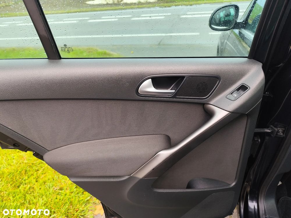 Volkswagen Tiguan 2.0 TDI 4Mot Sport&Style - 30