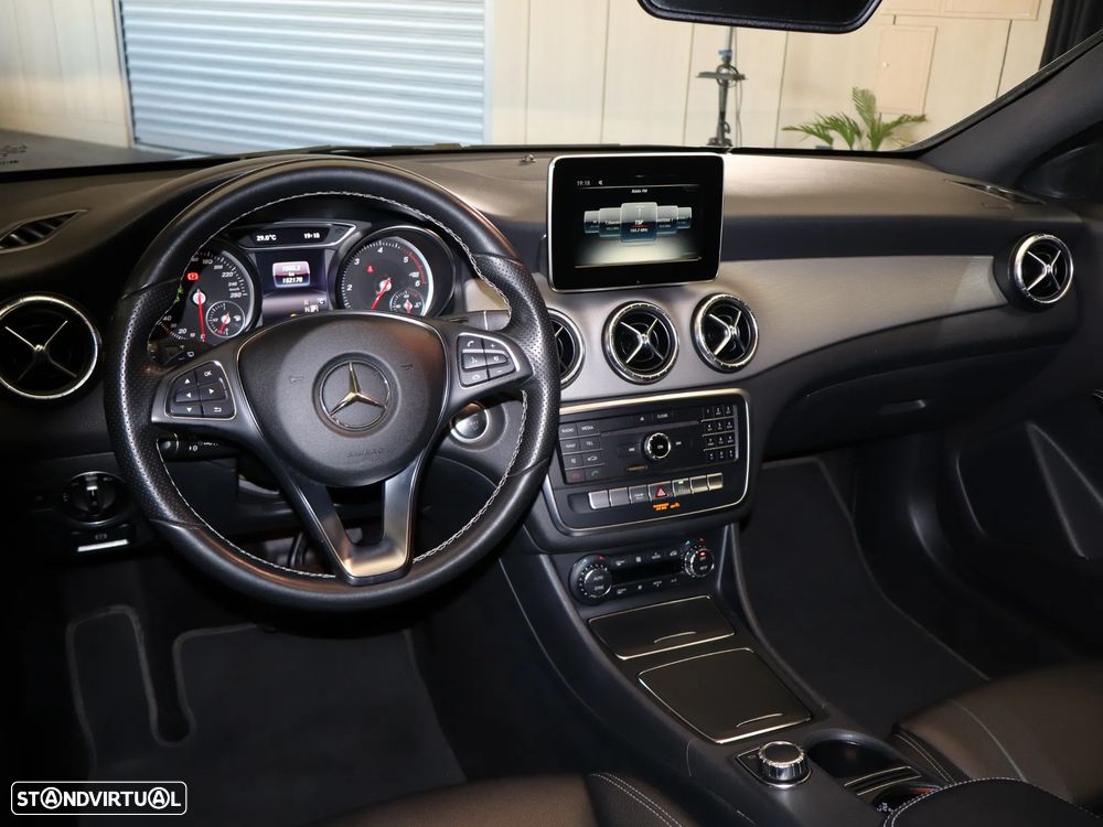 Mercedes-Benz CLA 200 d Shooting Brake Urban Aut. - 15