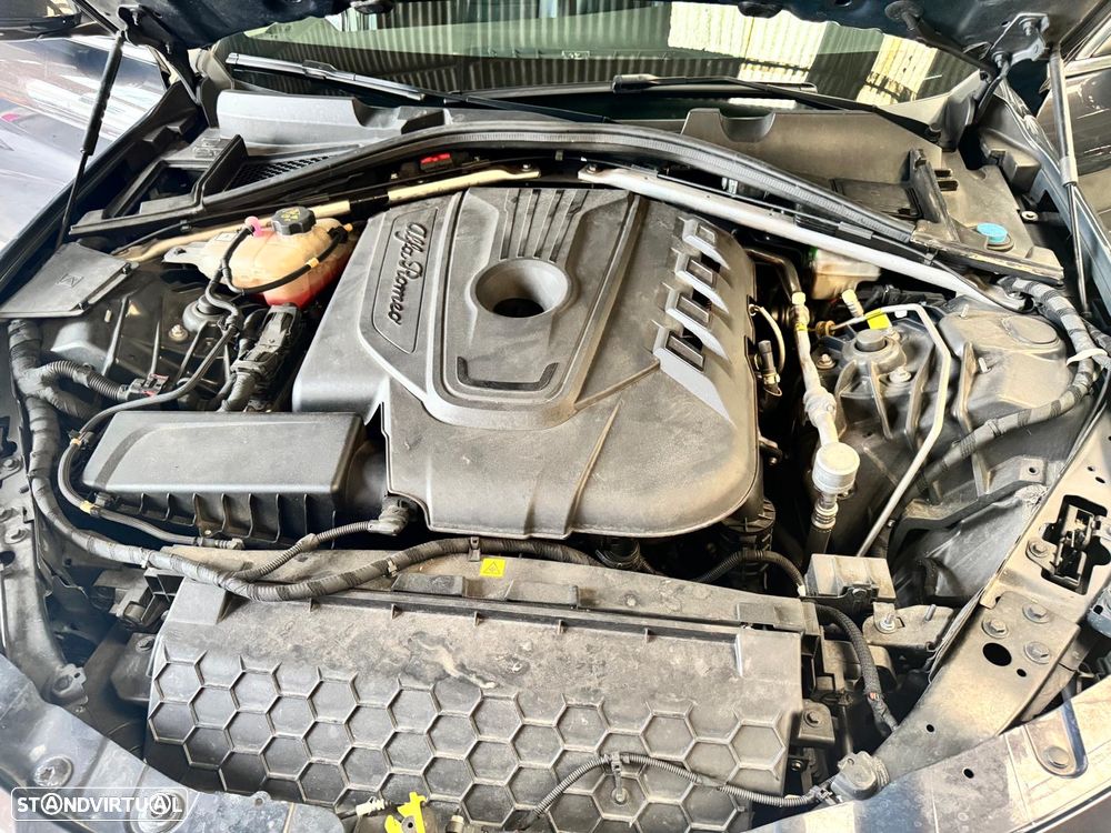 Alfa Romeo Giulia 2.2 D Super AT8 - 18