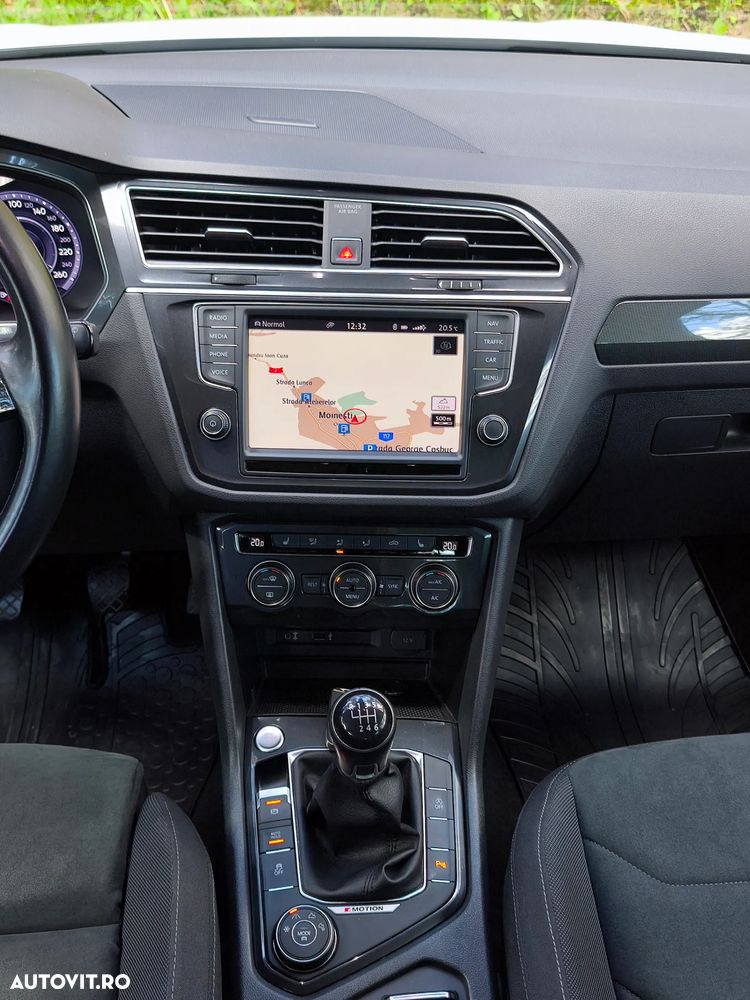 Volkswagen Tiguan 2.0 TDI 4Mot Highline - 12