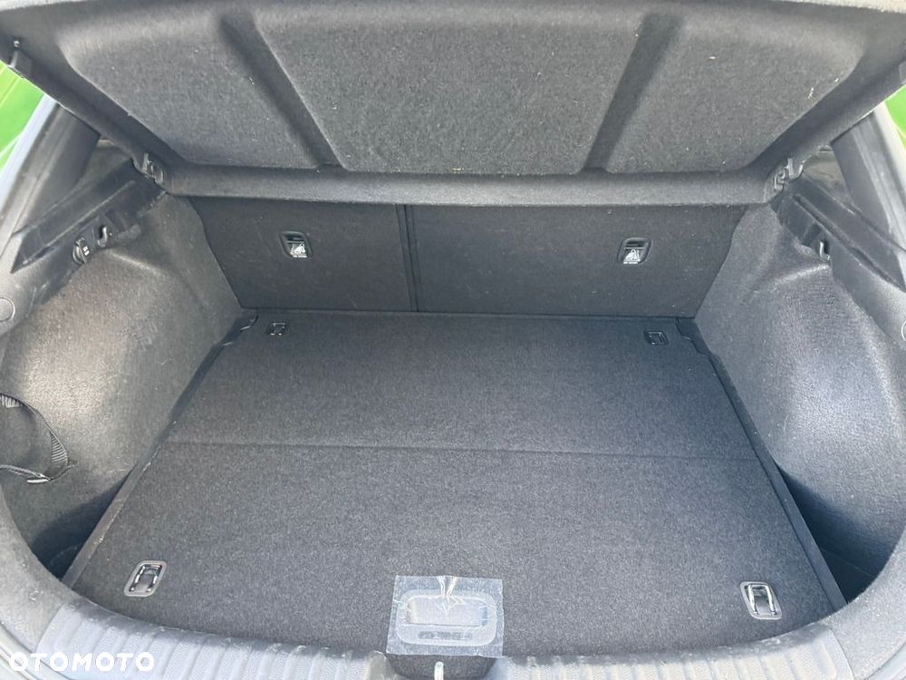 Kia XCeed 1.5 T-GDI M - 20