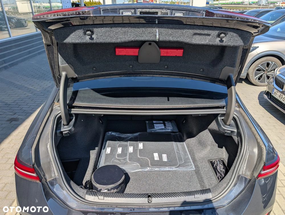 BMW Seria 5 520i mHEV - 7
