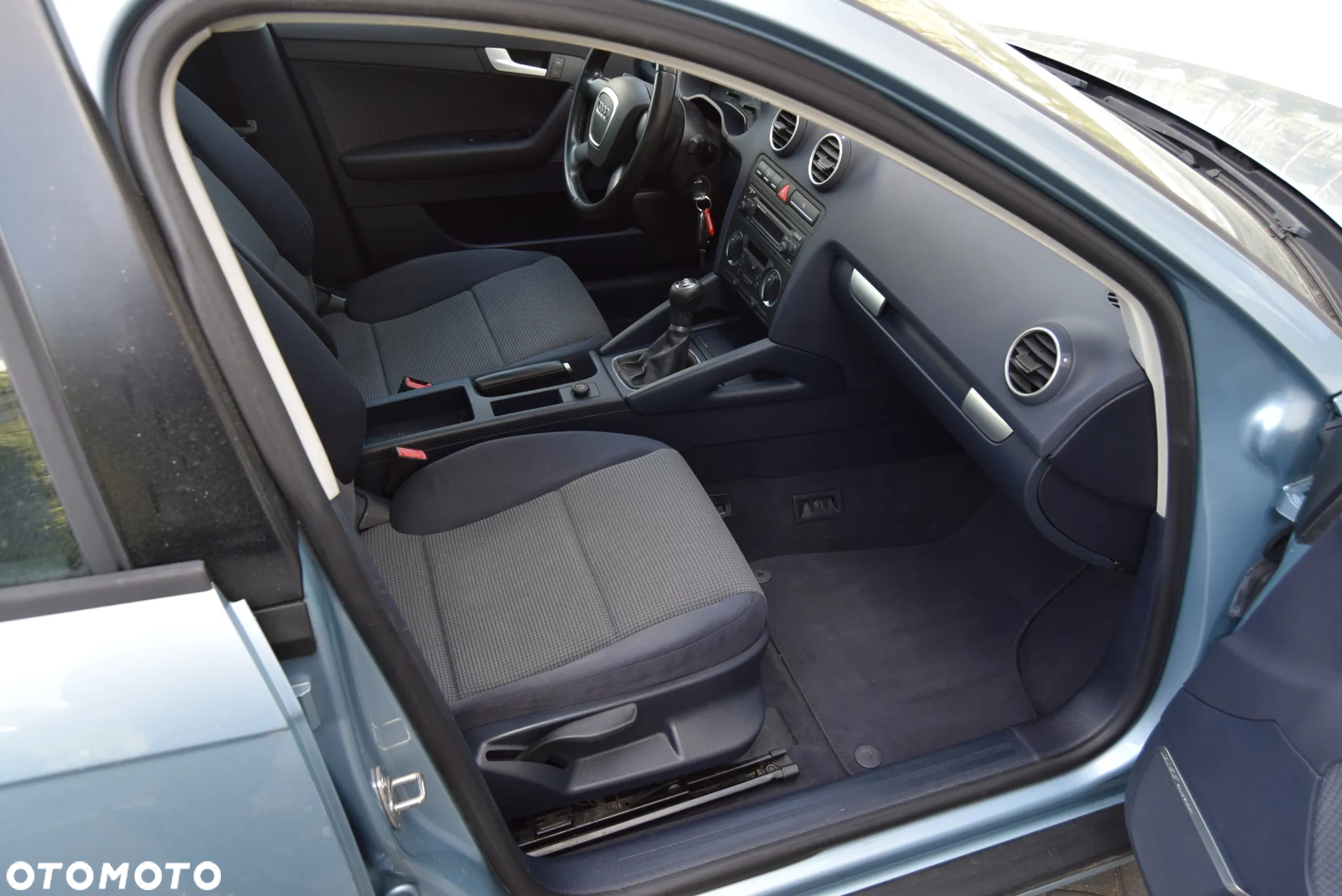 Audi A3 2.0 FSI Ambiente - 8