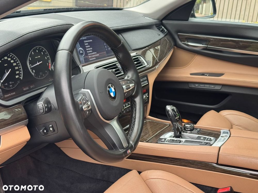 BMW Seria 7 - 7