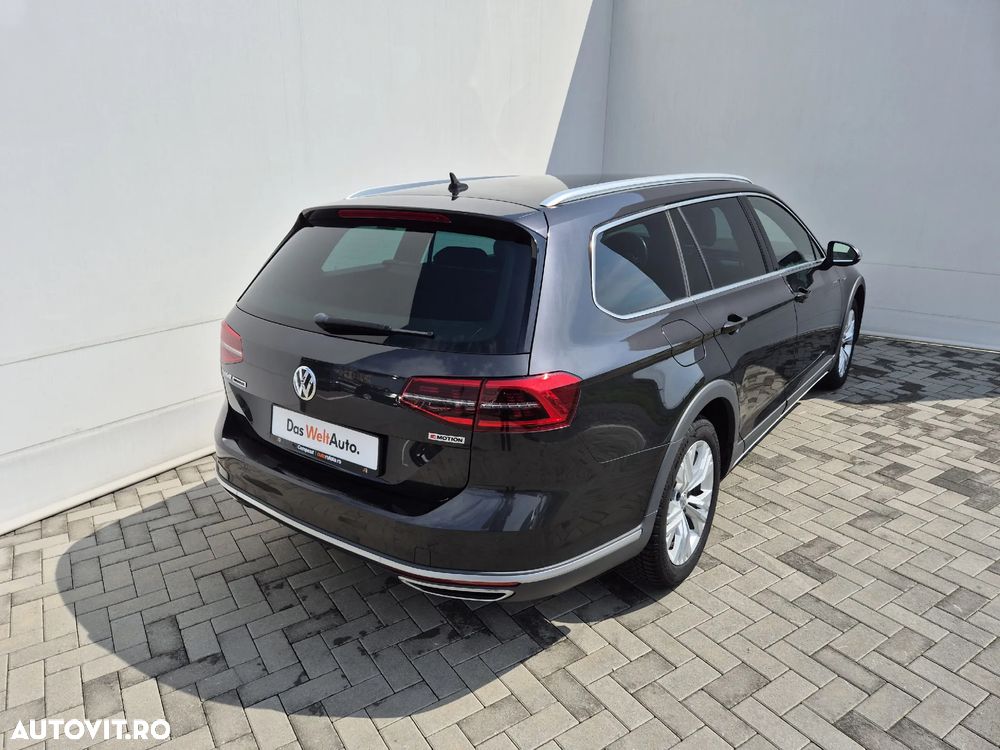 Volkswagen Passat - 5