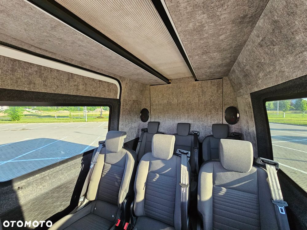 Volkswagen Crafter - 16