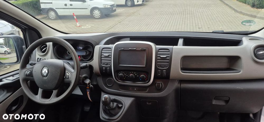 Renault traffic - 21