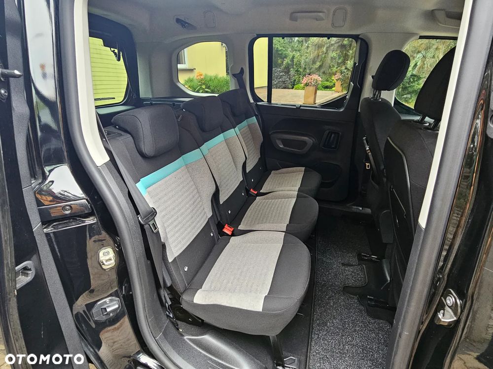 Citroën Berlingo M PureTech 130 EAT8 SHINE - 27
