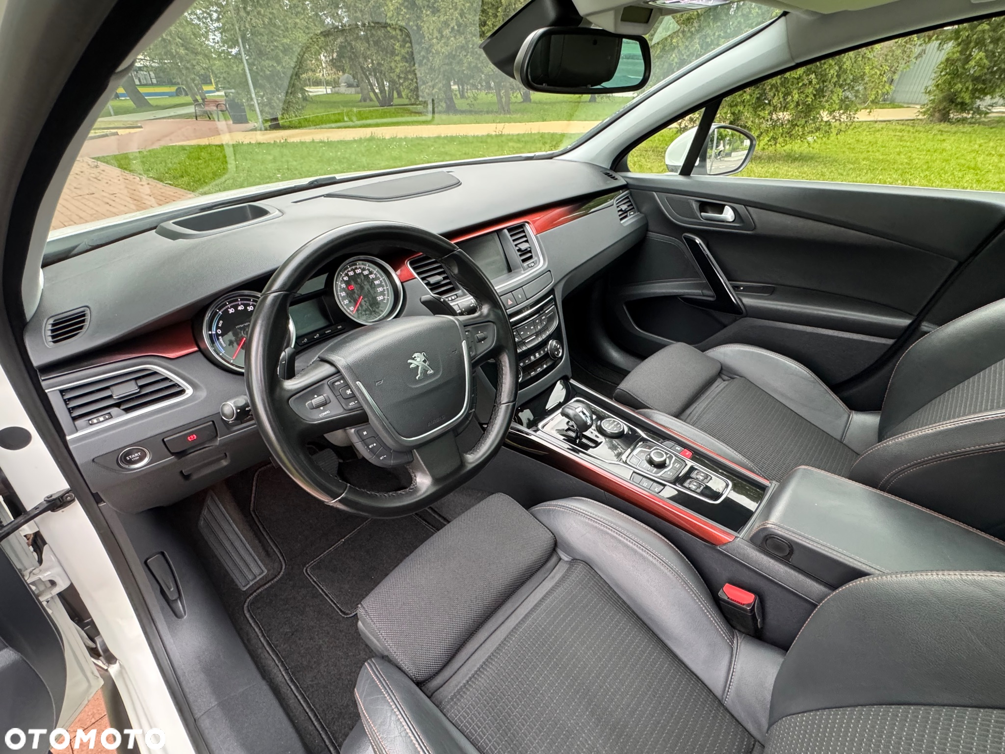 Peugeot 508 RXH 2.0 HDi HYbrid4 - 5