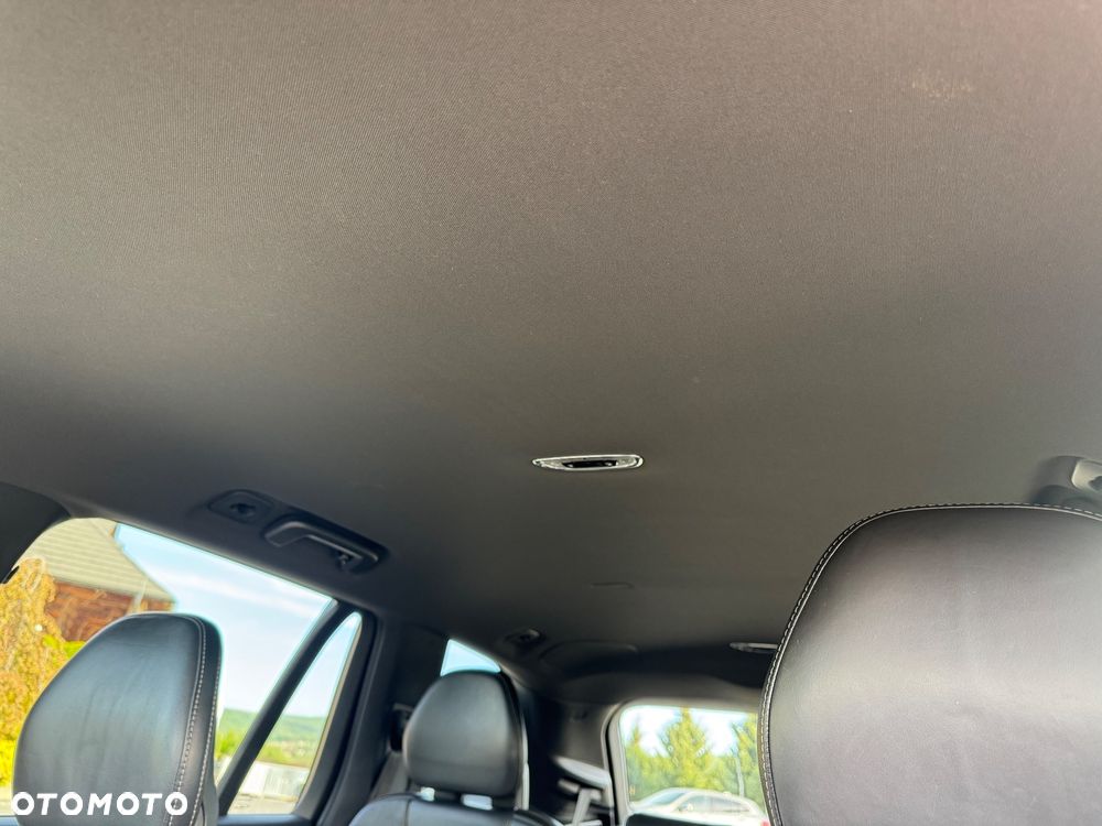 Volvo XC 90 D5 AWD R-Design 7os - 13