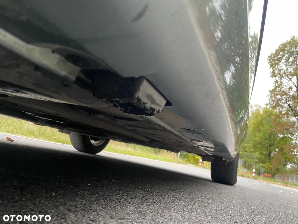 BMW Seria 3 318i - 17