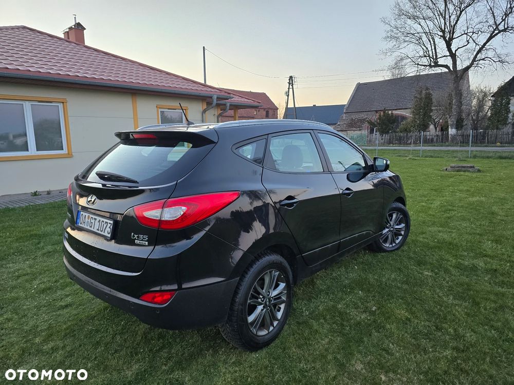 Hyundai ix35 1.7 CRDi 2WD Fifa World Cup Edition - 2