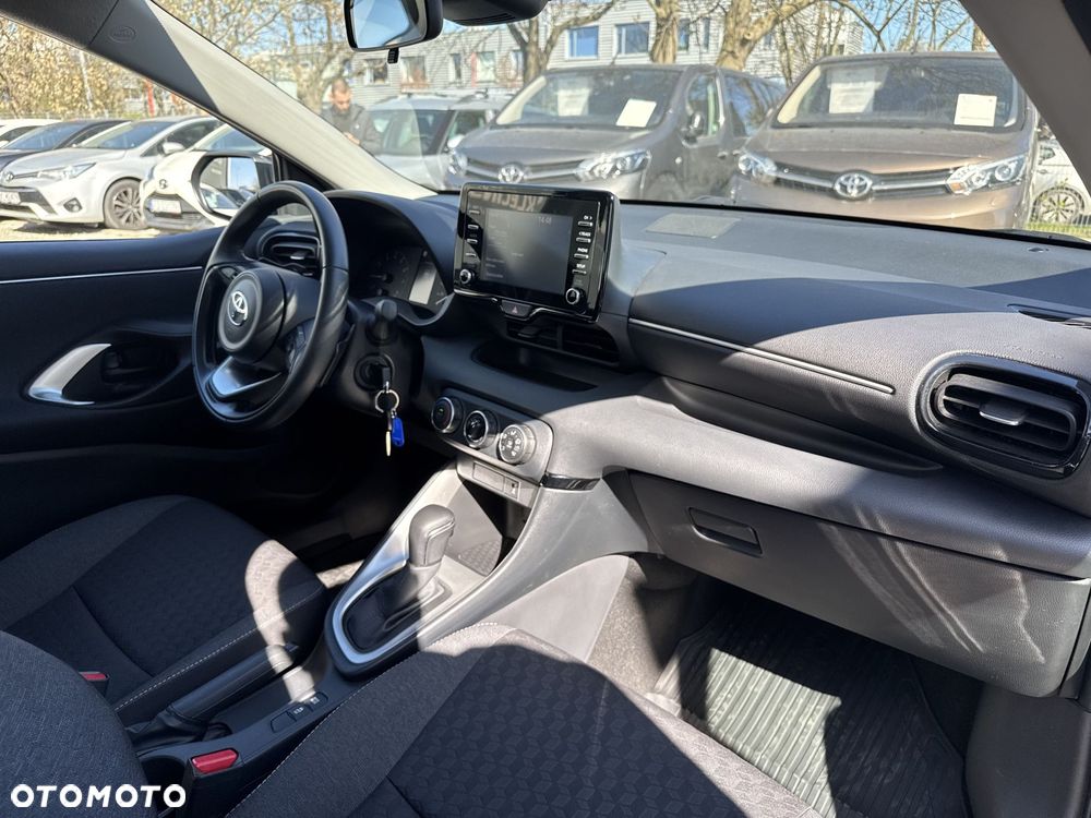Toyota Yaris 1.5 Comfort CVT - 9
