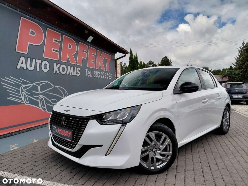 Peugeot 208 - 1