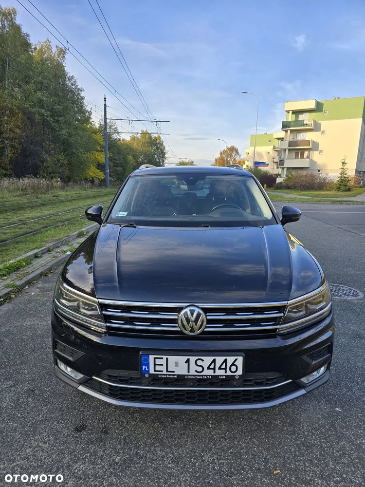 Volkswagen Tiguan - 1