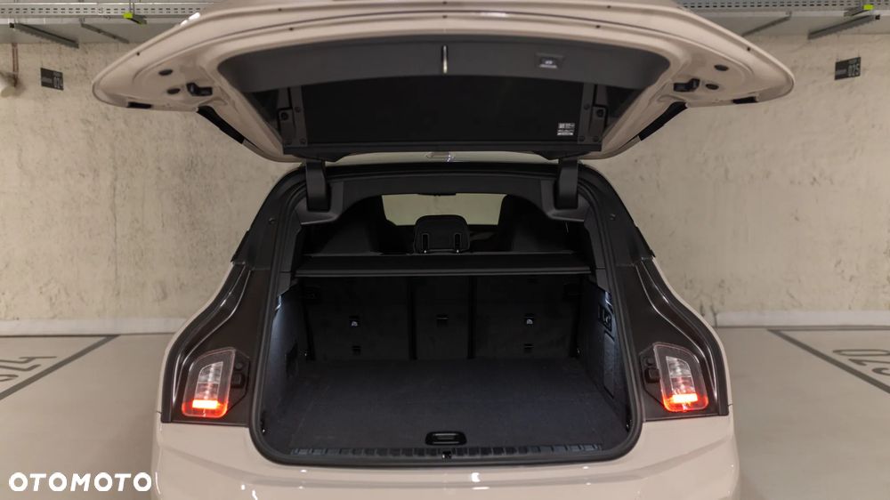 BMW iX xDrive45 100.6kWh - 12