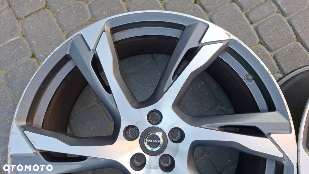 Felgi Aluminiowe 22 Volvo XC 90 II 5x108 ET 38.5 - 13