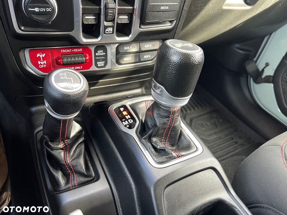 Jeep Wrangler Unlimited GME 2.0 Turbo Rubicon - 12