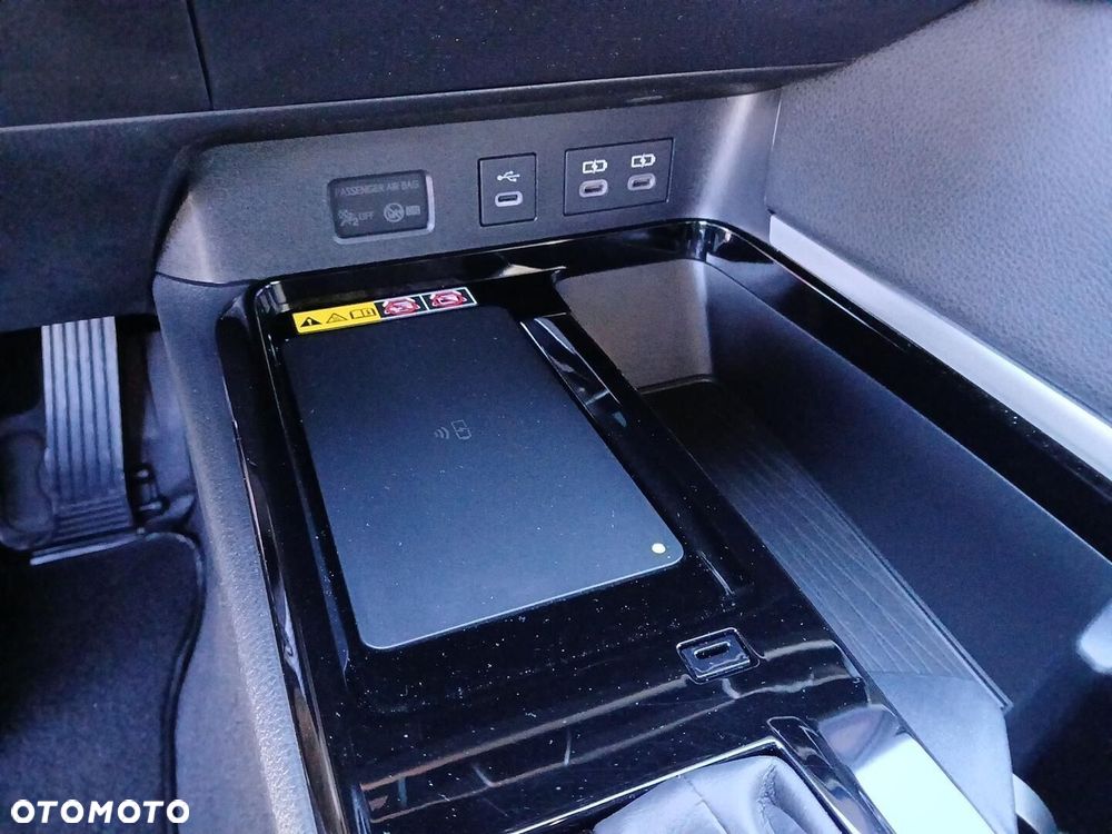 Toyota Camry - 31