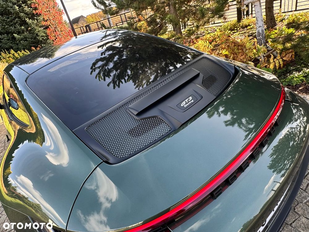 Porsche 911 GT3 Touring - 7