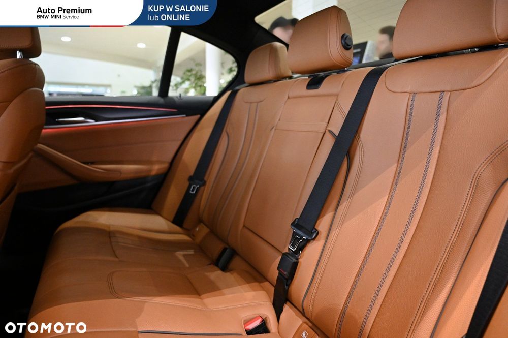 BMW Seria 5 520d xDrive MHEV M Sport sport - 17