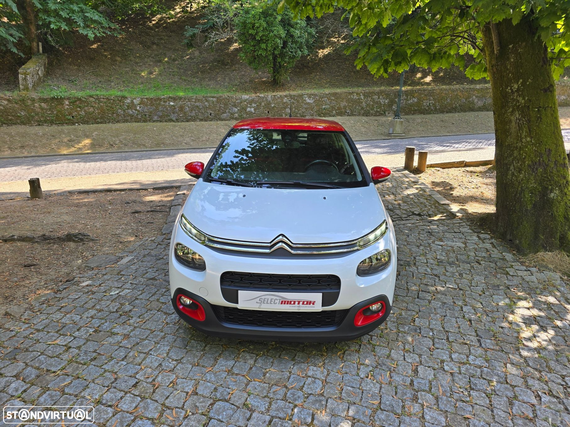 Citroën C3 1.2 PureTech Shine EAT6 - 3