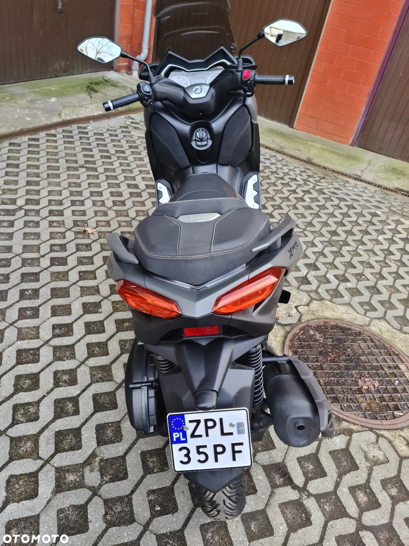 Yamaha X-max - 7