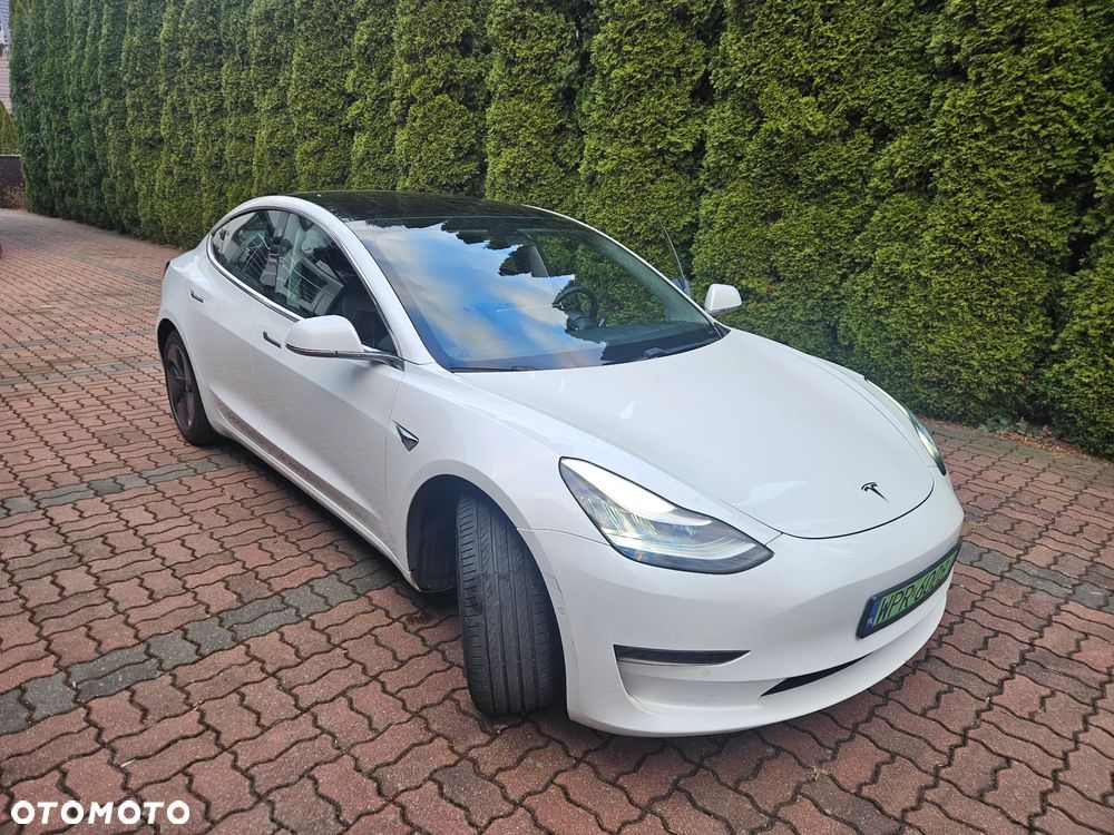 Tesla Model 3 Langstreckenbatterie Allradantrieb Dual Motor - 1