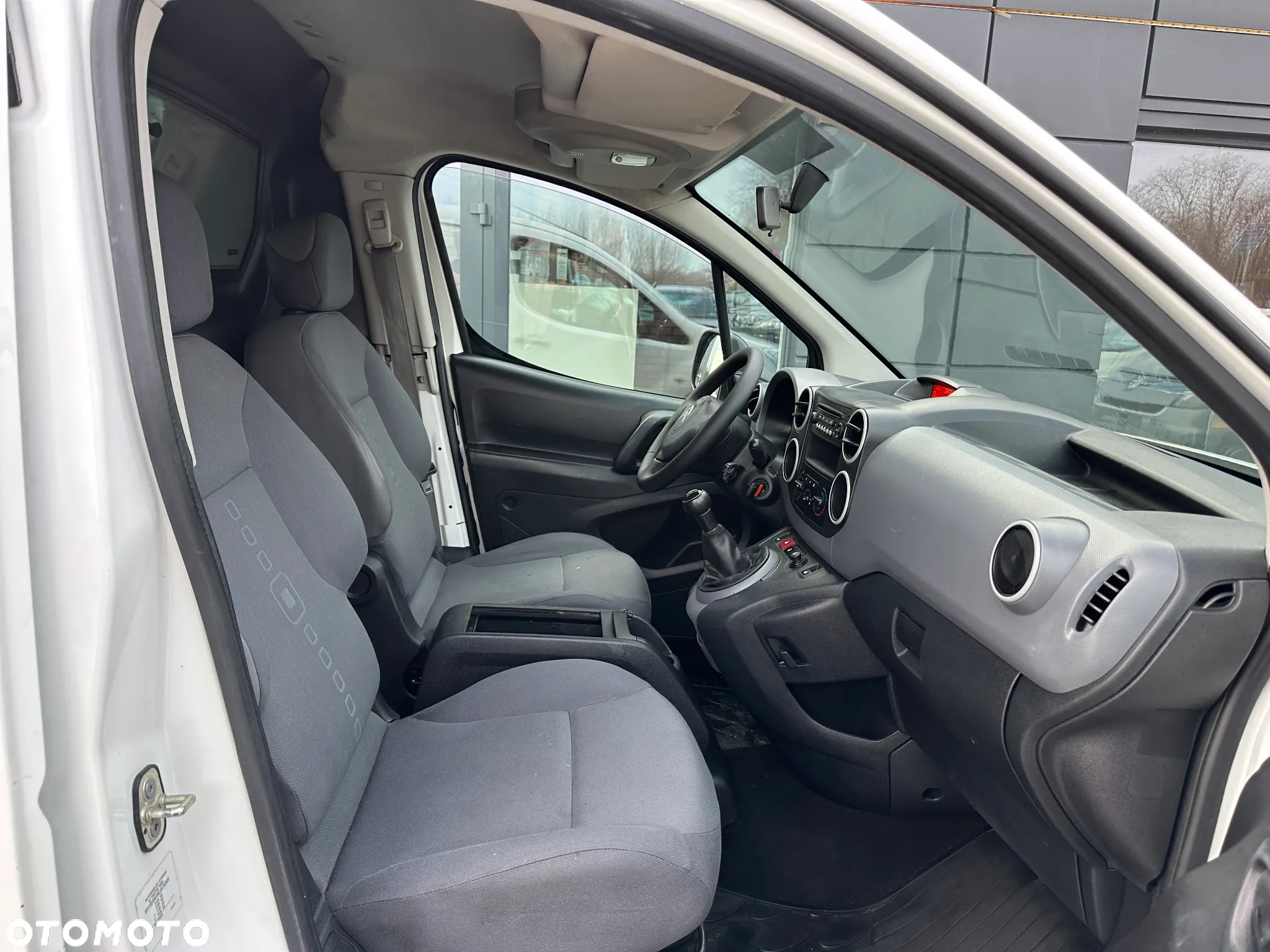 Citroën Berlingo 1.6 HDI XL Long Klimatyzacja Tempomat Elektryczne Szyby Gwarancja - 20