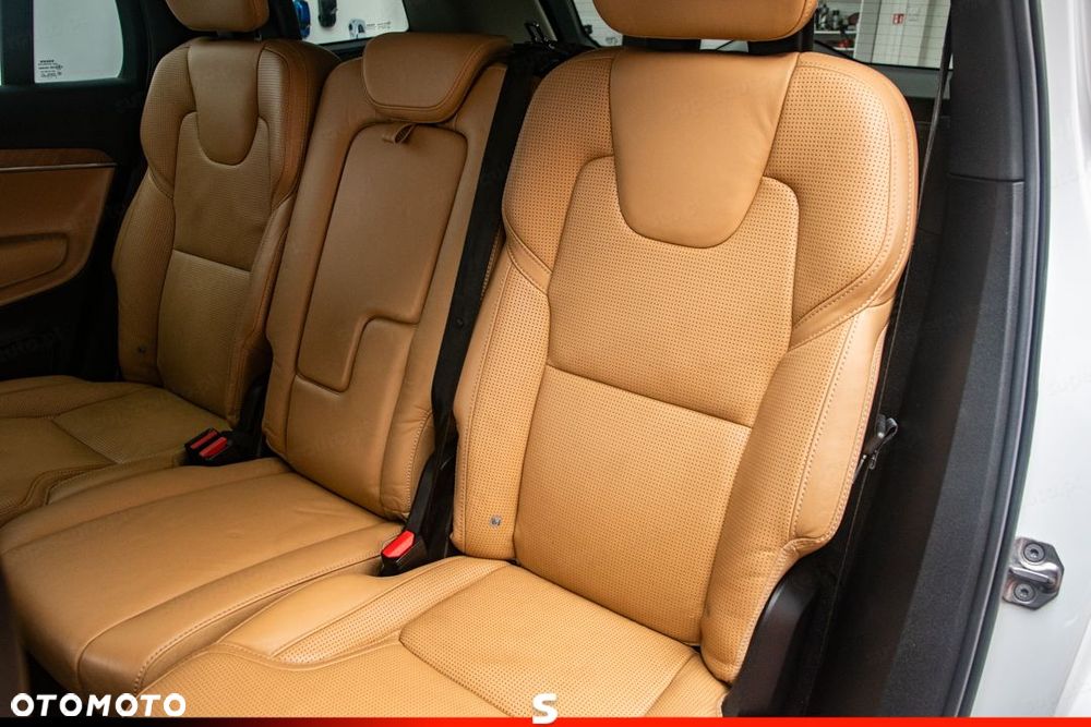 Volvo XC 90 - 28