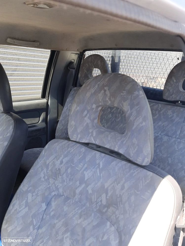 Mitsubishi L200 - 6