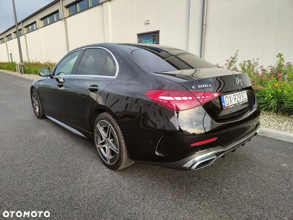 Mercedes-Benz Klasa C 300 d 9G-TRONIC - 6