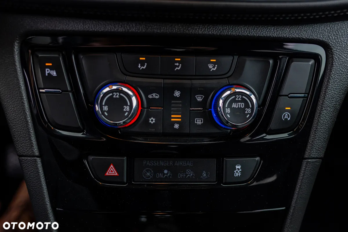 Opel Mokka X 1.4 (ecoFLEX) ECOTEC Start/Stop Color Innovation - 36