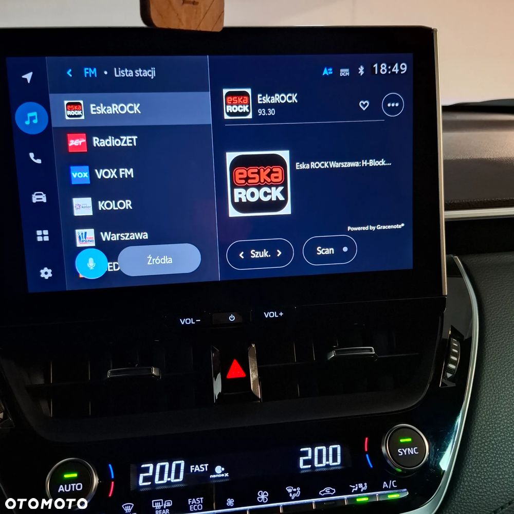 Toyota Corolla Cross 2.0 Hybrid Premiere Edition AWD - 33