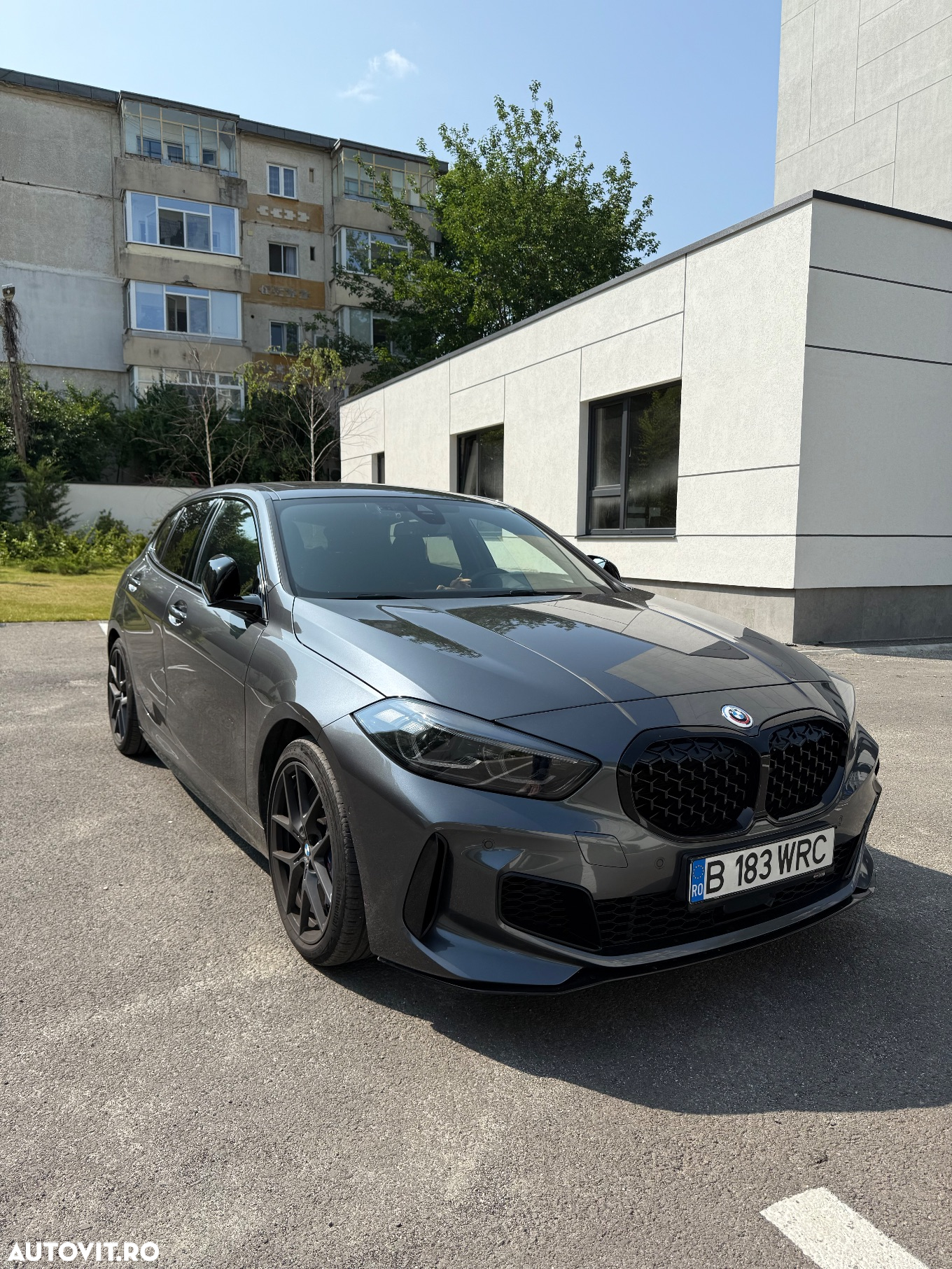 BMW M1 M135i xDrive AT - 2