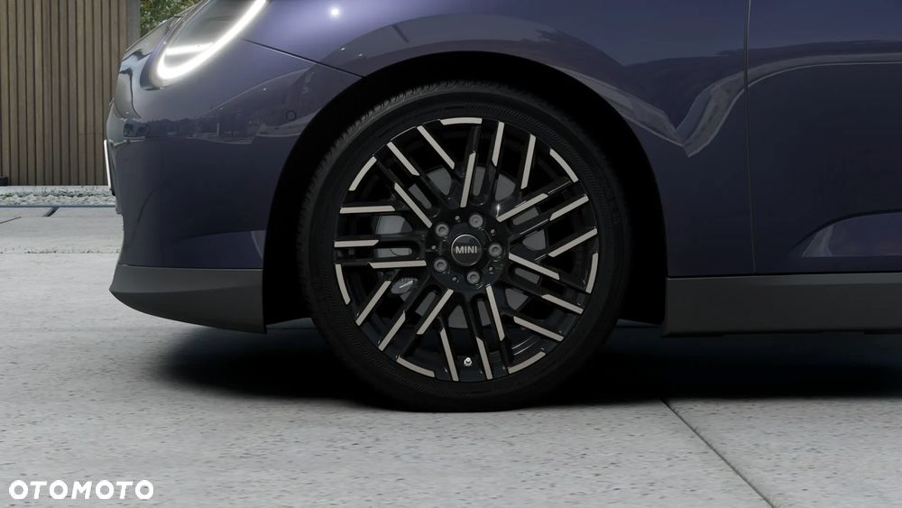 MINI Cooper E Favoured Trim - 4