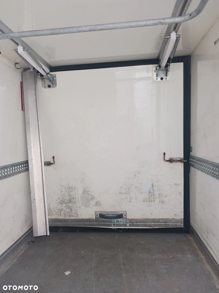 Iveco Daily kontener Izoterma chłodnia Mroźnia Przegroda 2016r - 10