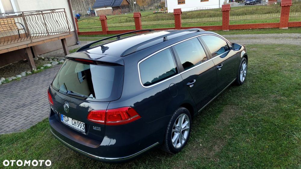Volkswagen Passat 2.0 TDI Highline - 9